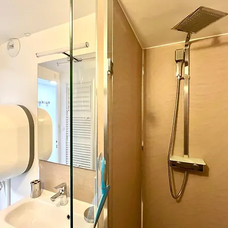 Duplex Avec Balcon Face - 2-4pers - Parking Apartman *